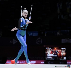 aa f karika polina ukr ph simone ferraro sfa03042 copia